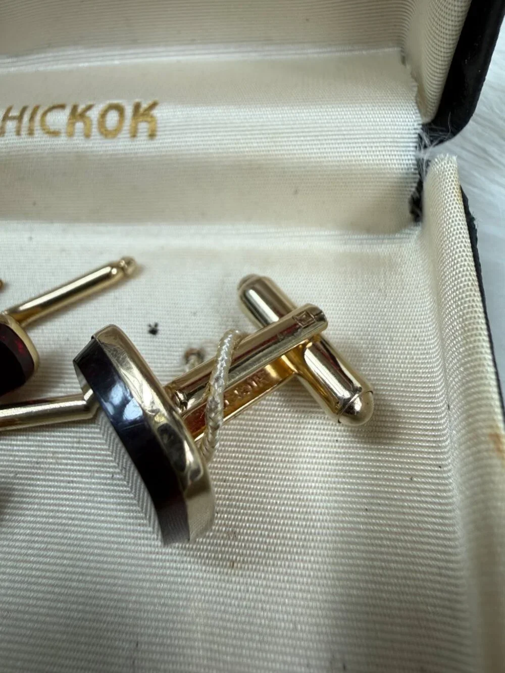 Vintage Hickok Red Glass & Gold Tone Cuff Link Box Set